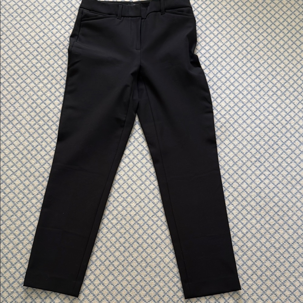 White House Black Market Slim fit ankle Classic Black Trousers